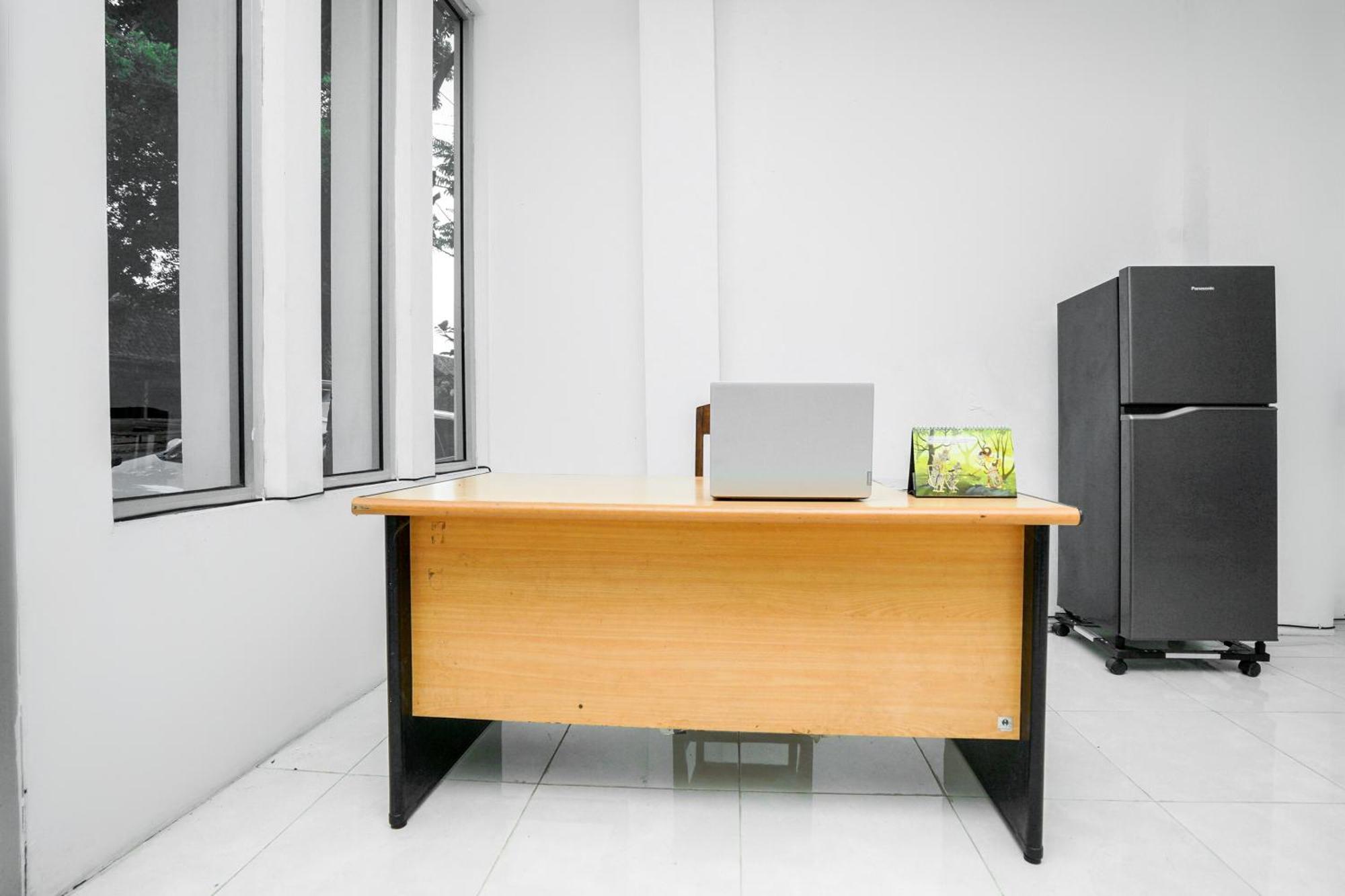 Oyo 2489 Choco 88 Residence Probolinggo Kültér fotó