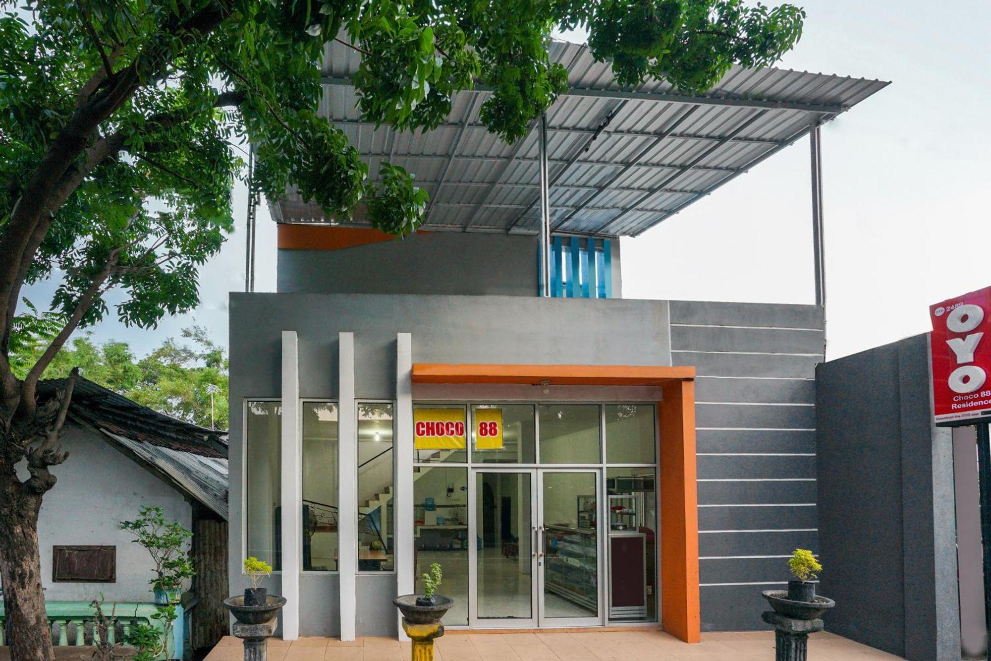 Oyo 2489 Choco 88 Residence Probolinggo Kültér fotó