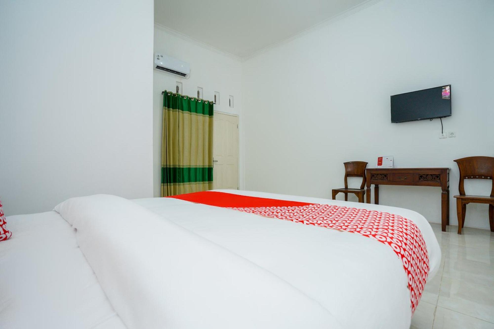 Oyo 2489 Choco 88 Residence Probolinggo Kültér fotó