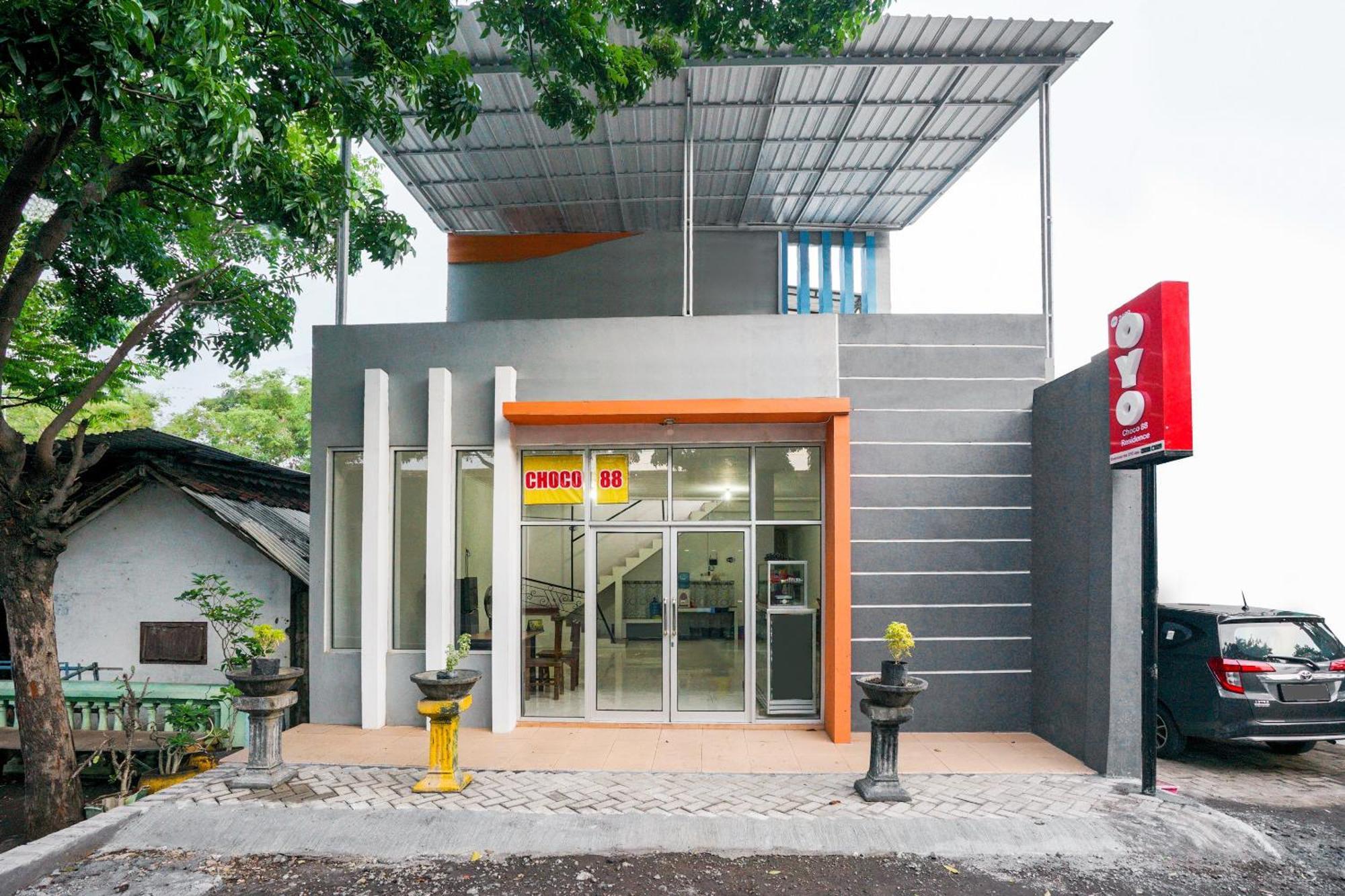 Oyo 2489 Choco 88 Residence Probolinggo Kültér fotó